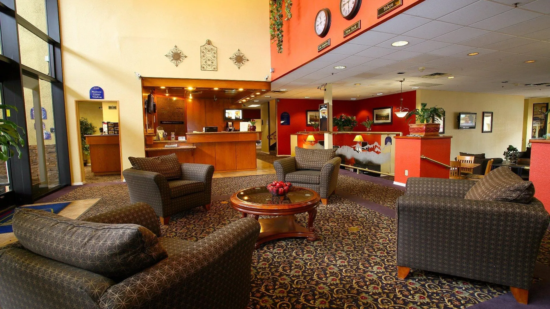 Hotel D'Lins Ontario Airport