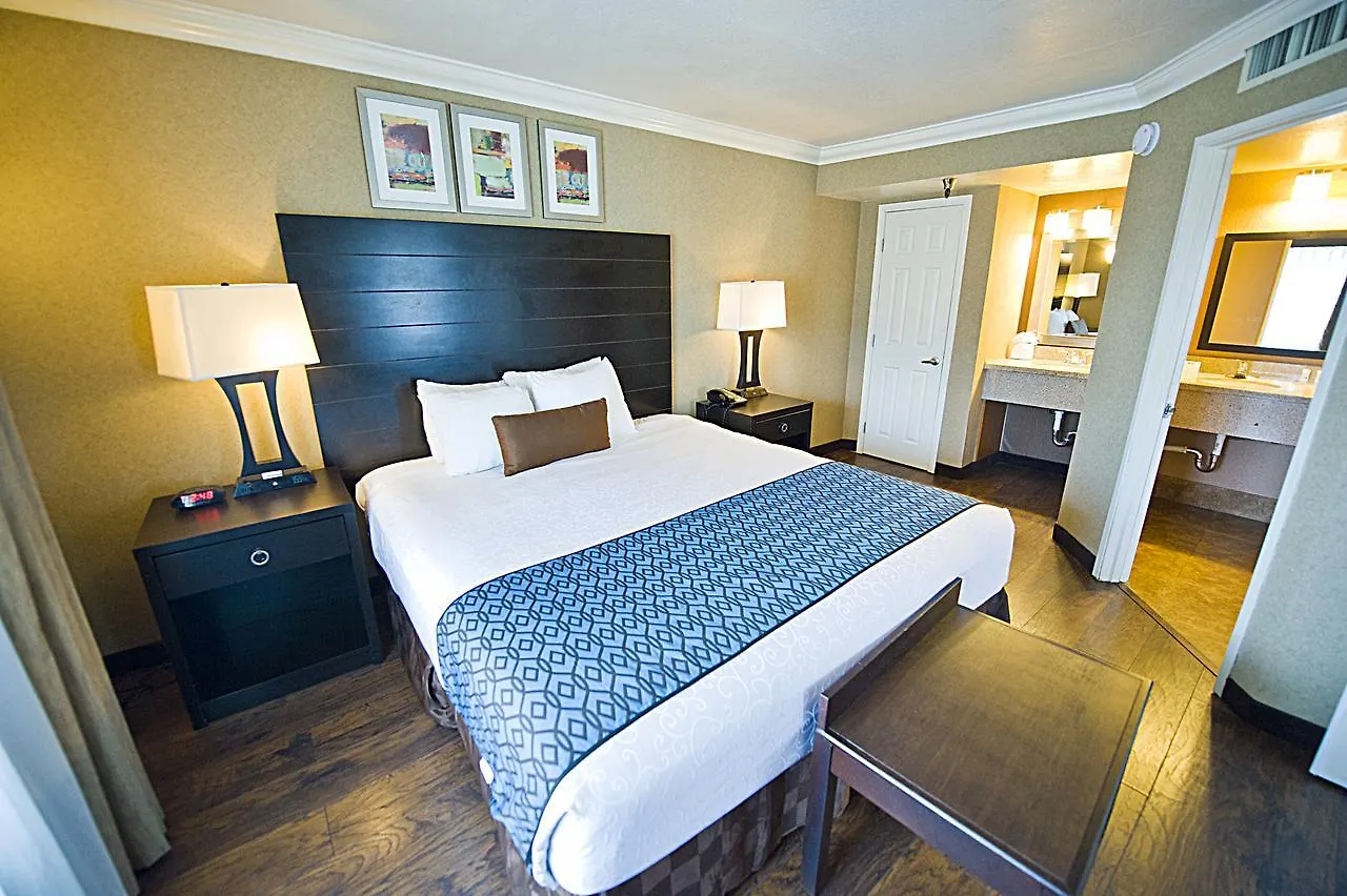 Hotel D'Lins Ontario Airport